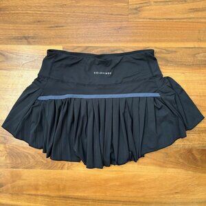 Gold Hinge, Goldhinge, pleated black tennis skort, size M